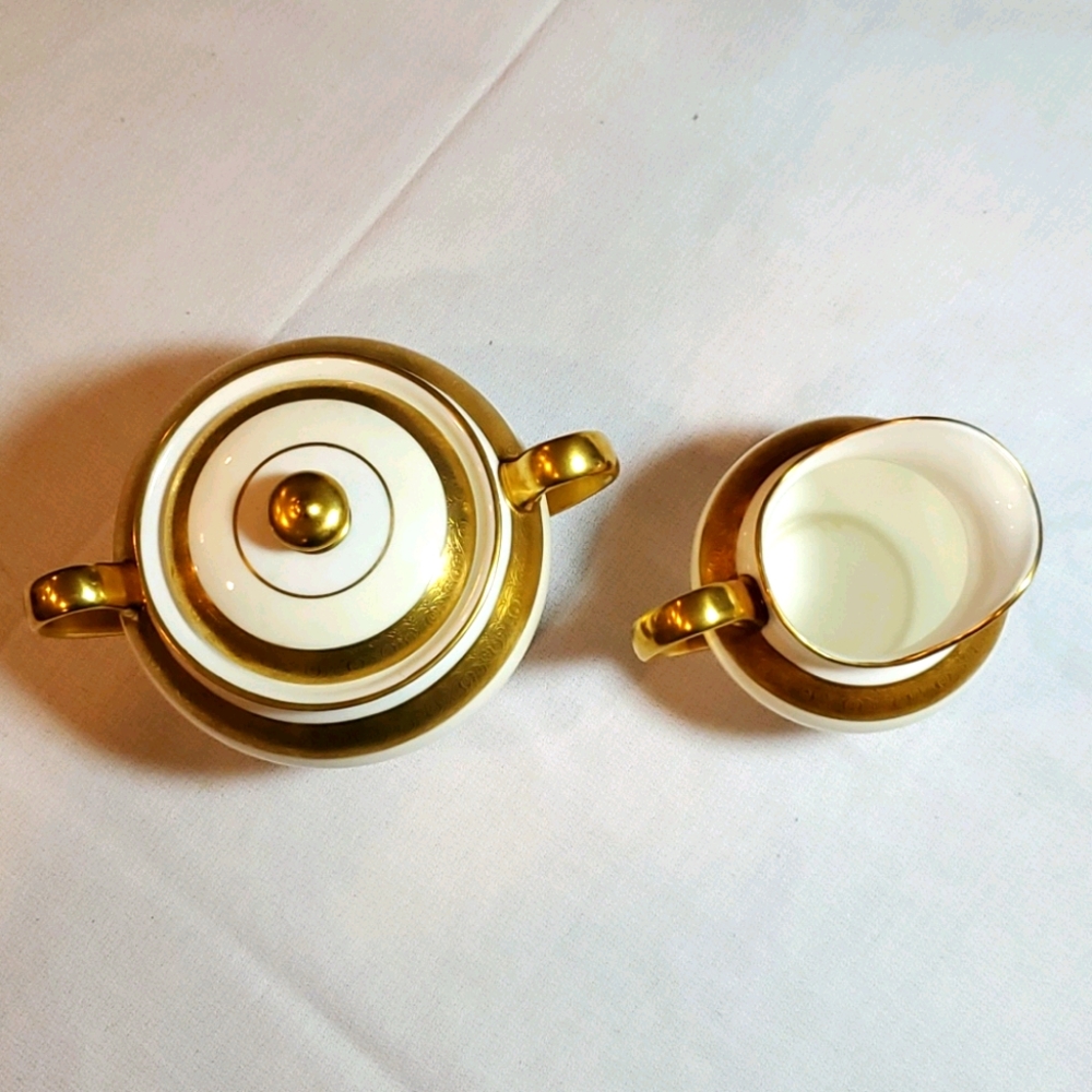 Buckimgham Minton creamer and sugar bone china